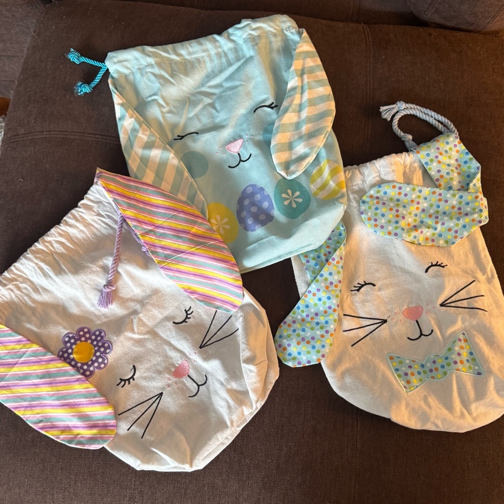 Cute Pastel Blue Bunny Drawstring Easter Treat Bag/Sack EUC